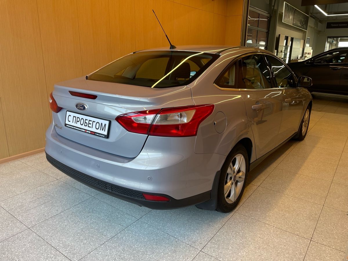 Ford Focus 2012 6