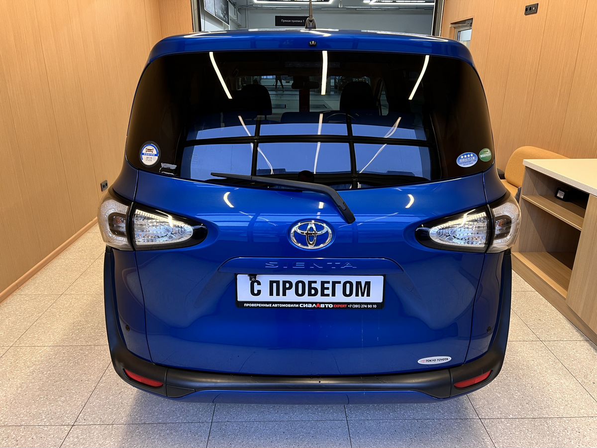 Toyota Sienta 2018 5