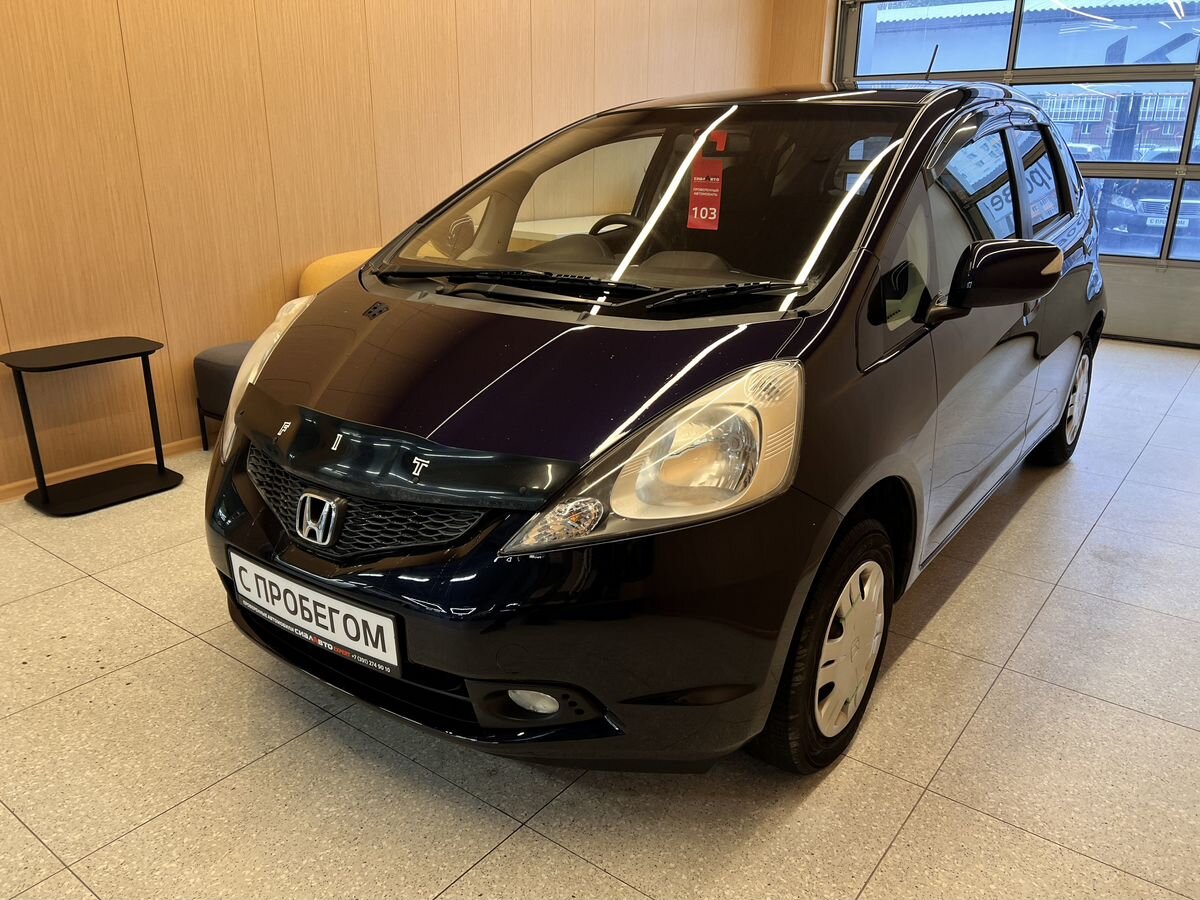 Honda Fit 2010 3