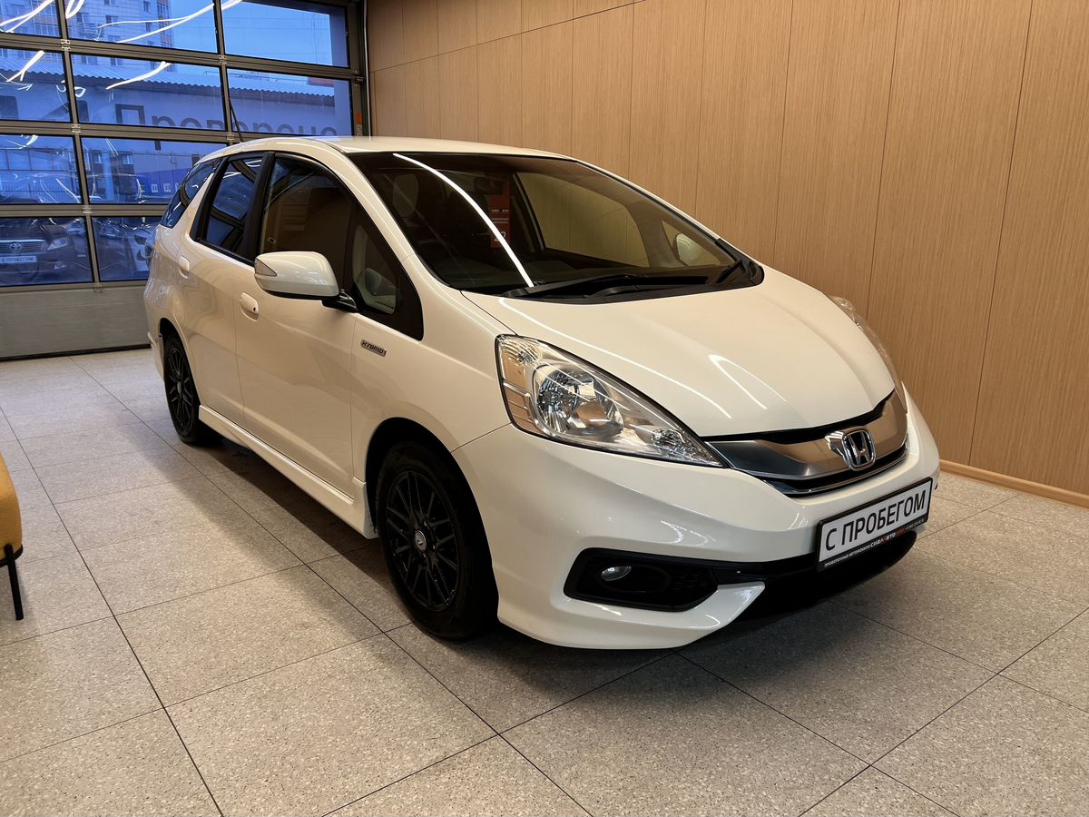 Honda Fit Shuttle 2013 Вариатор Передний Гибрид 1.3