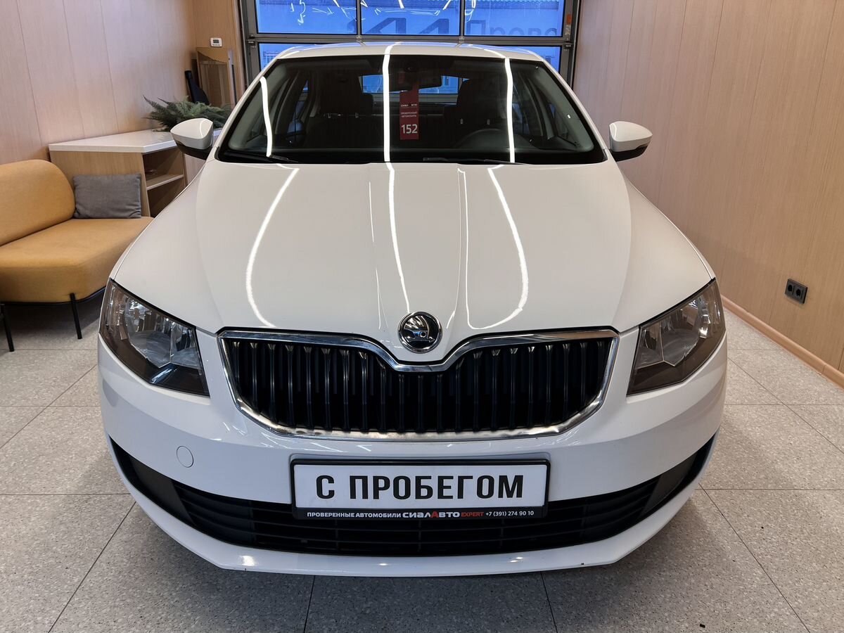 Skoda Octavia 2015 1