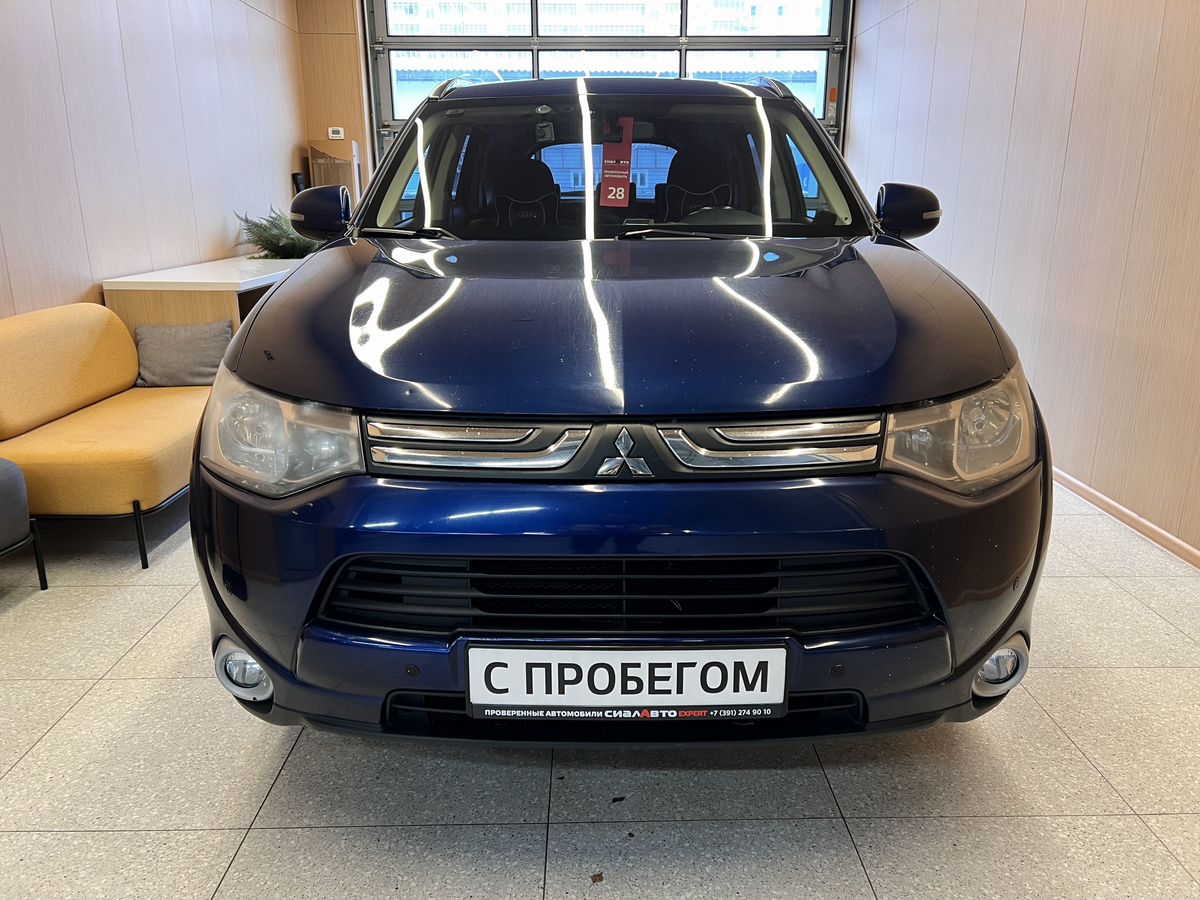 Mitsubishi Outlander 2013 1