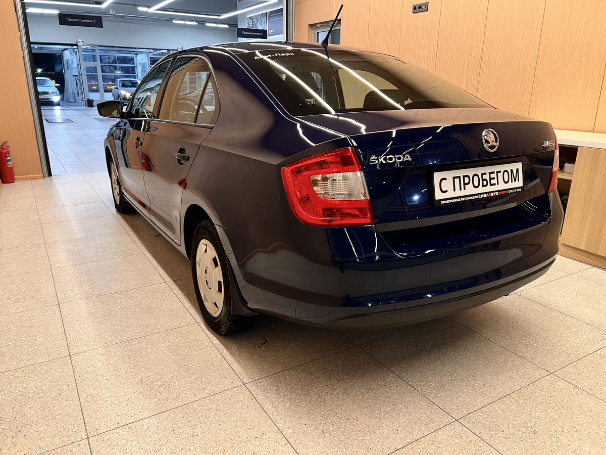 Skoda Rapid 2014 6