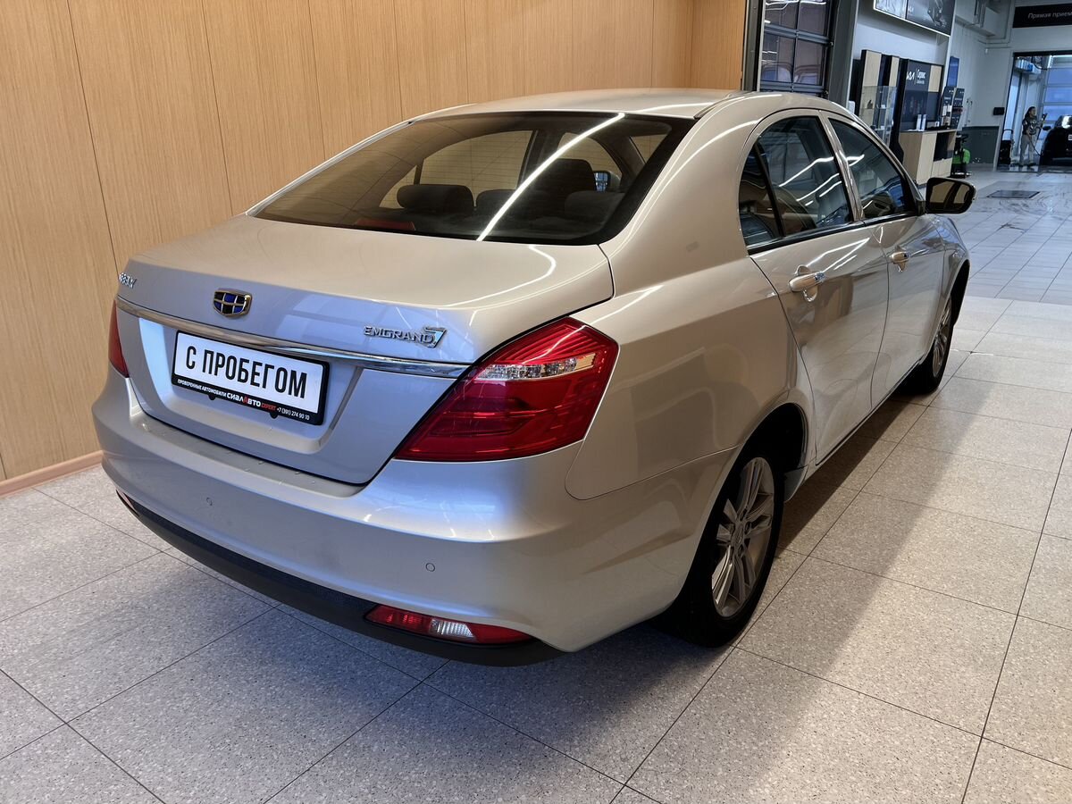 Geely Emgrand 2019 4