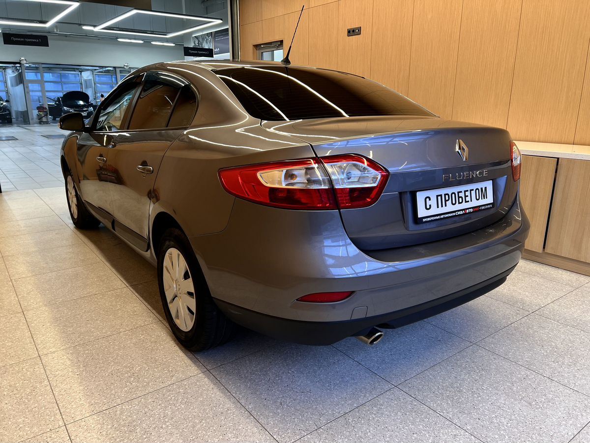 Renault Fluence 2010 6