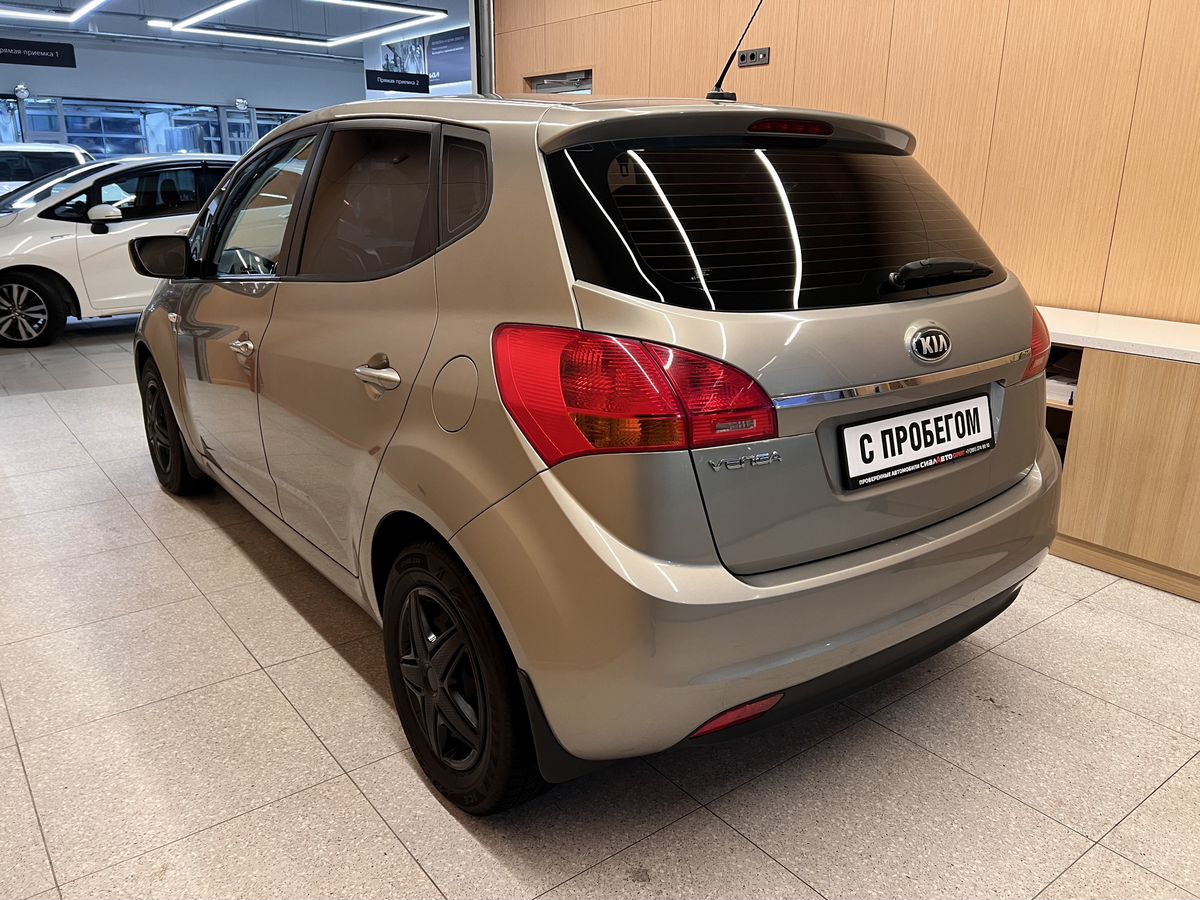 Kia Venga 2016 6