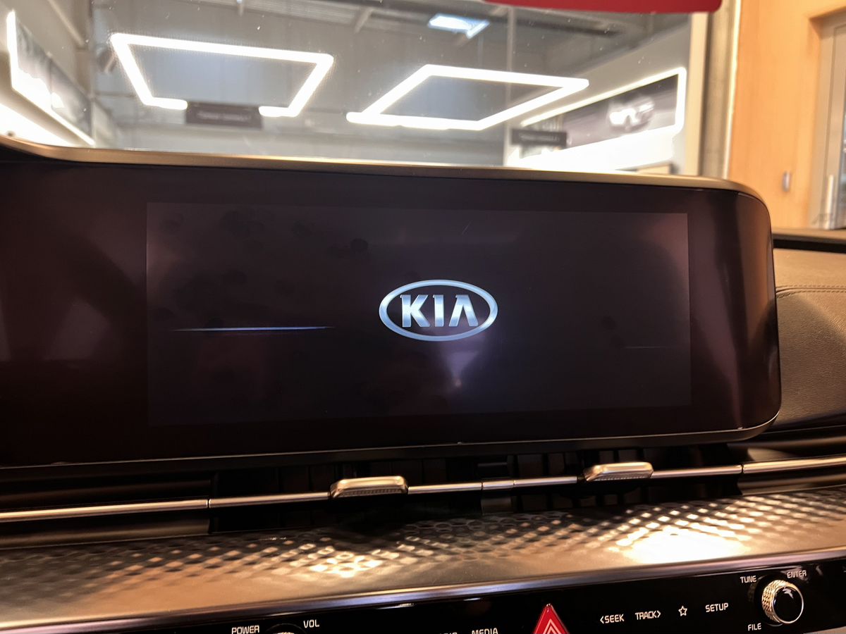 Kia Carnival 2021 19