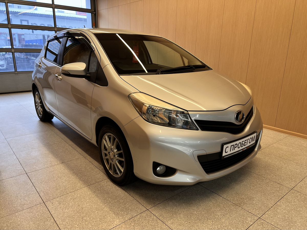 Toyota Vitz 2012 Вариатор Передний Бензин 1.0