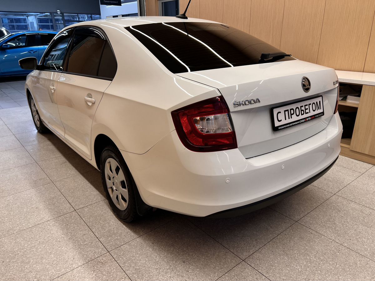 Skoda Rapid 2017 6