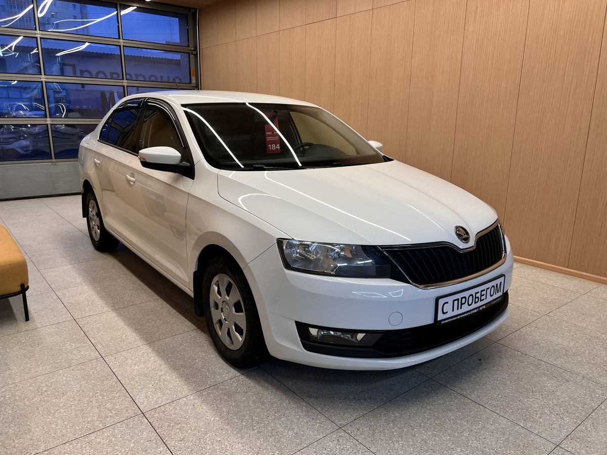 Skoda Rapid 2017 0