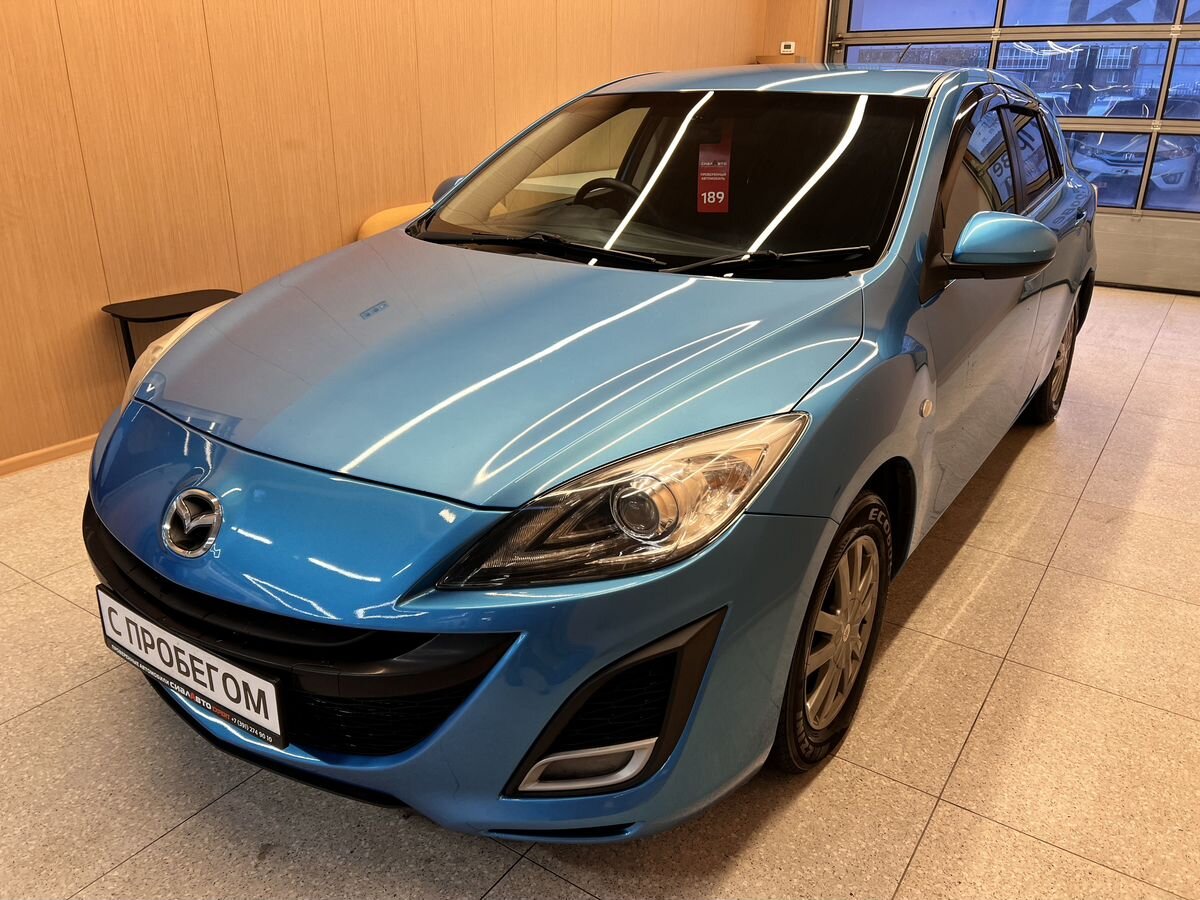 Mazda Axela 2011 3