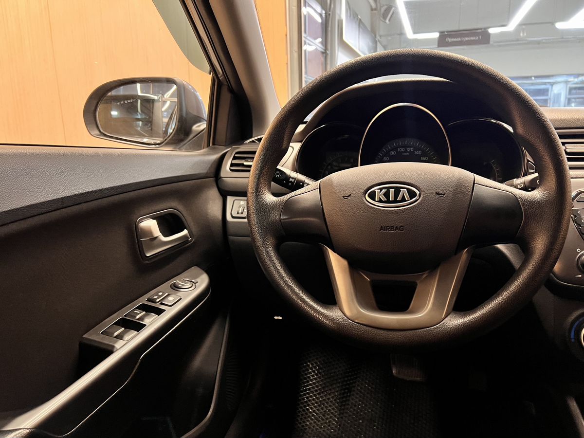 Kia Rio 2012 10