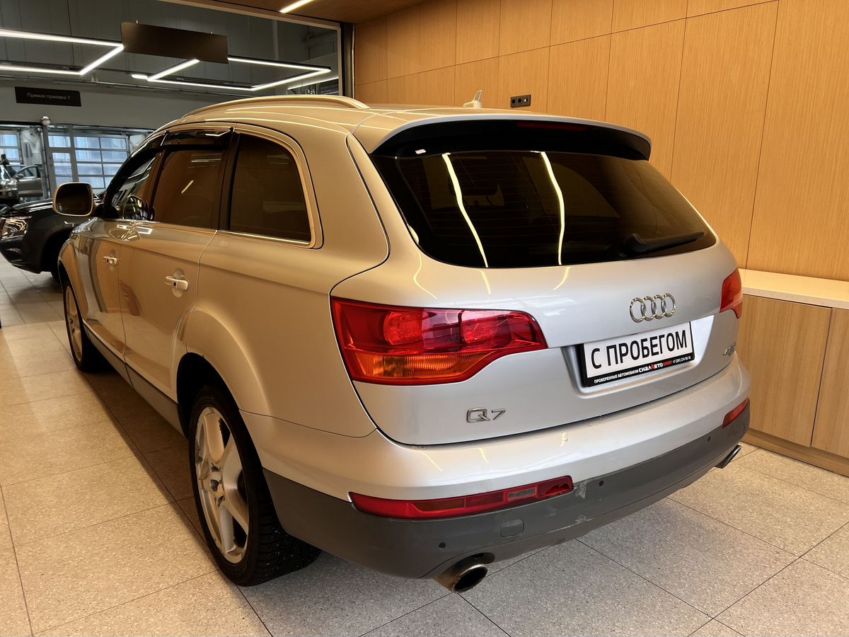 Audi Q7 2008 6