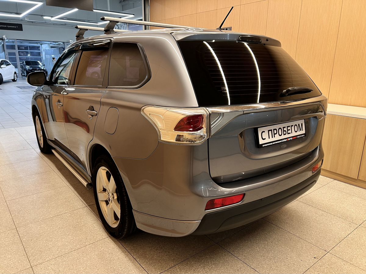 Mitsubishi Outlander 2012 6