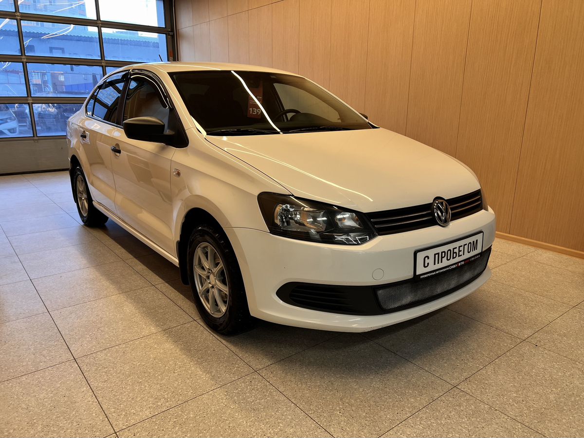 Volkswagen Polo 2013 Механика Передний Бензин 1.6