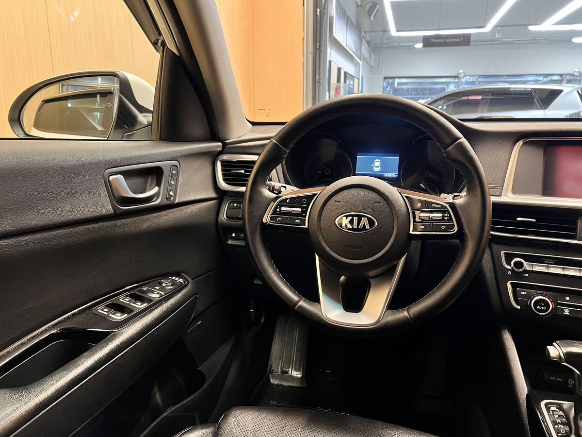 Kia Optima 2018 18