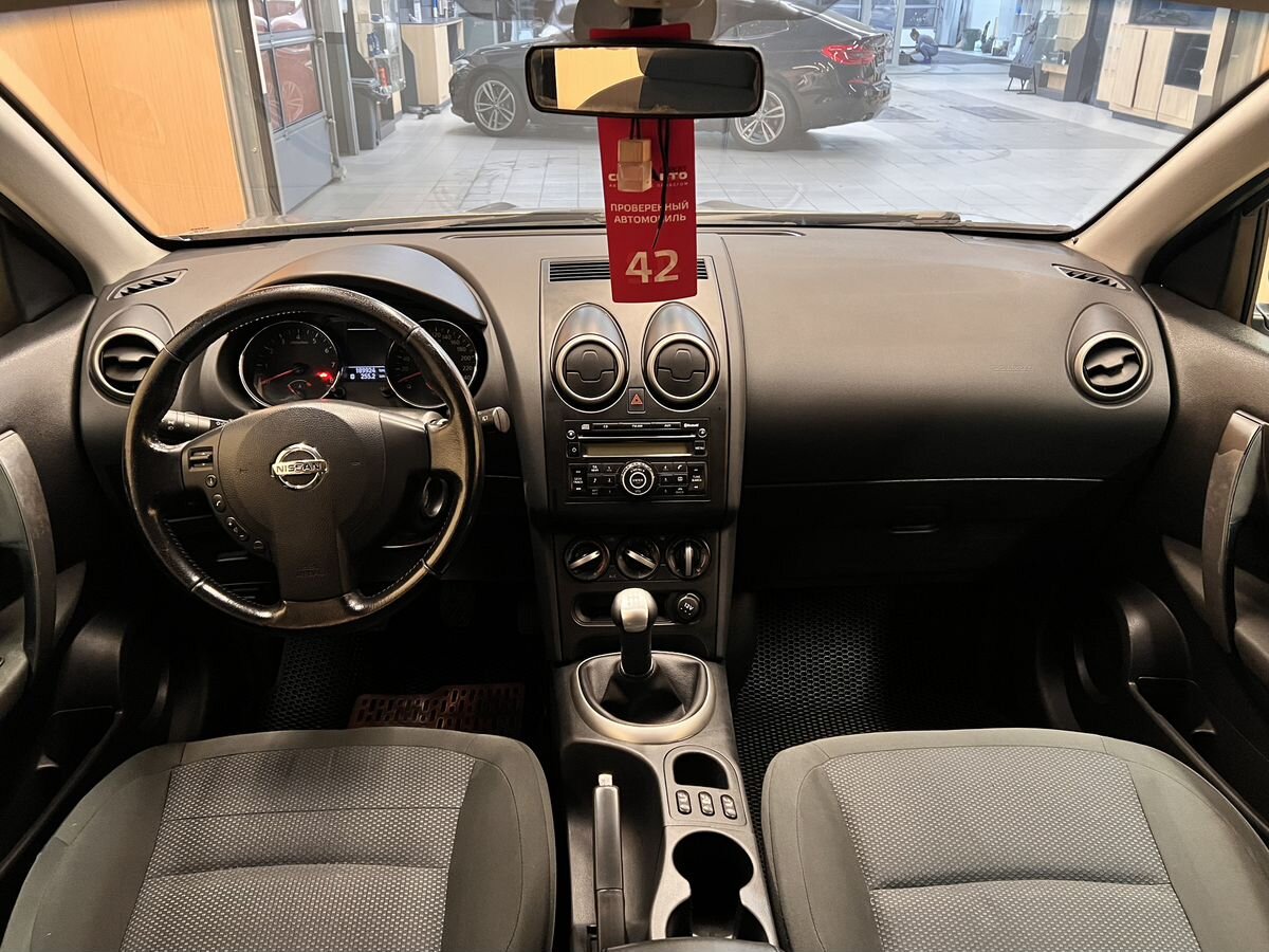 Nissan Qashqai 2010 17