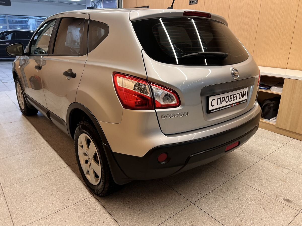 Nissan Qashqai 2010 6