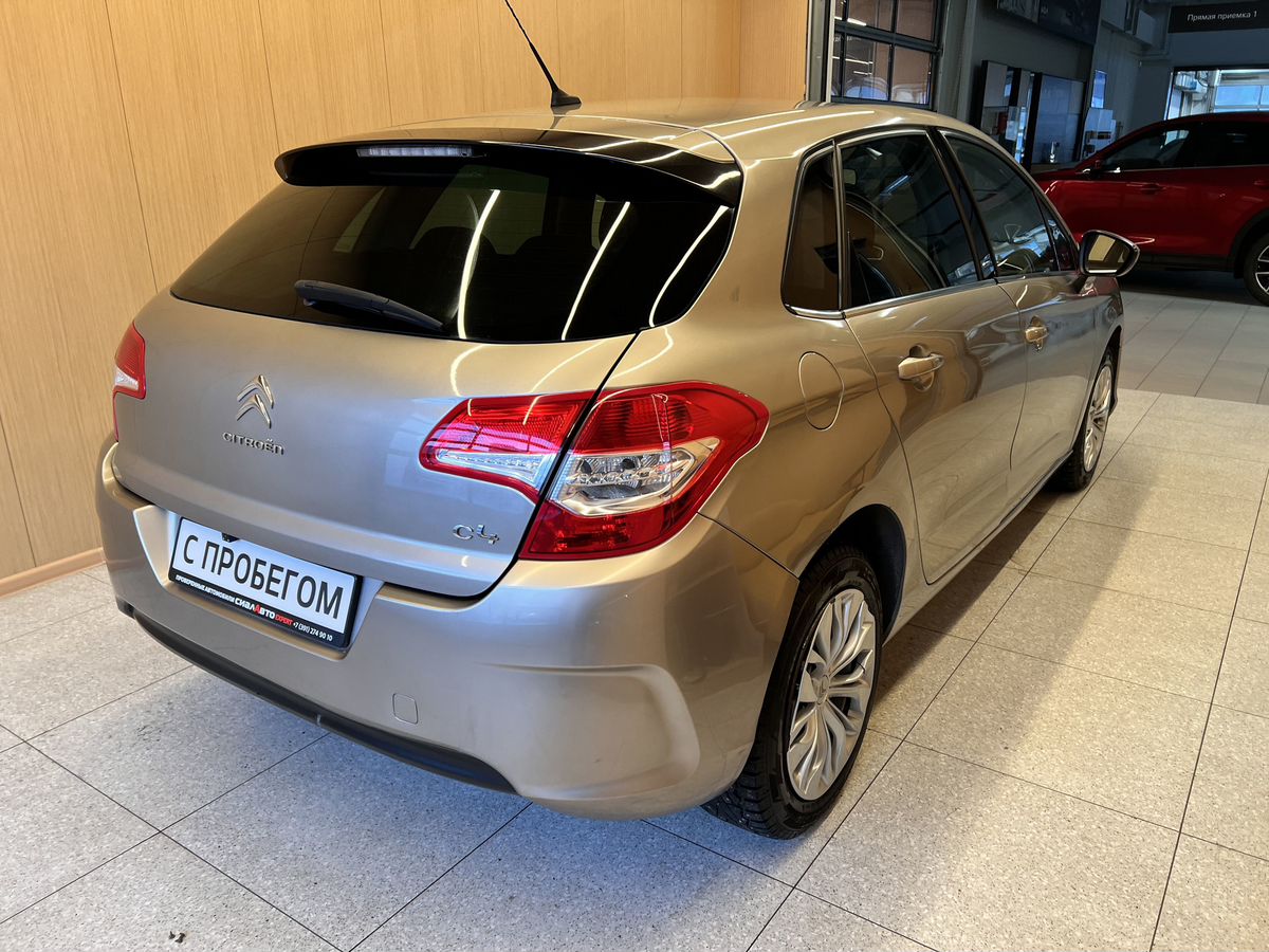 Citroen C4 2011 3