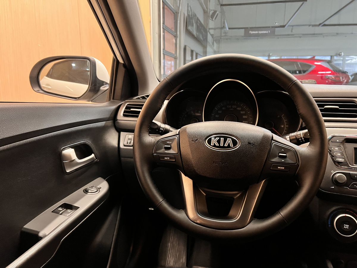 Kia Rio 2013 15