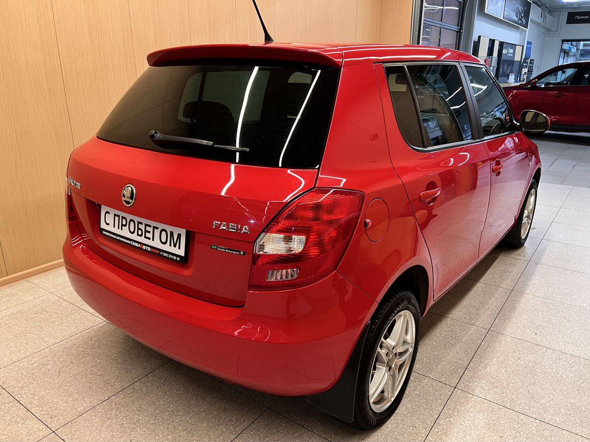 Skoda Fabia 2014 3