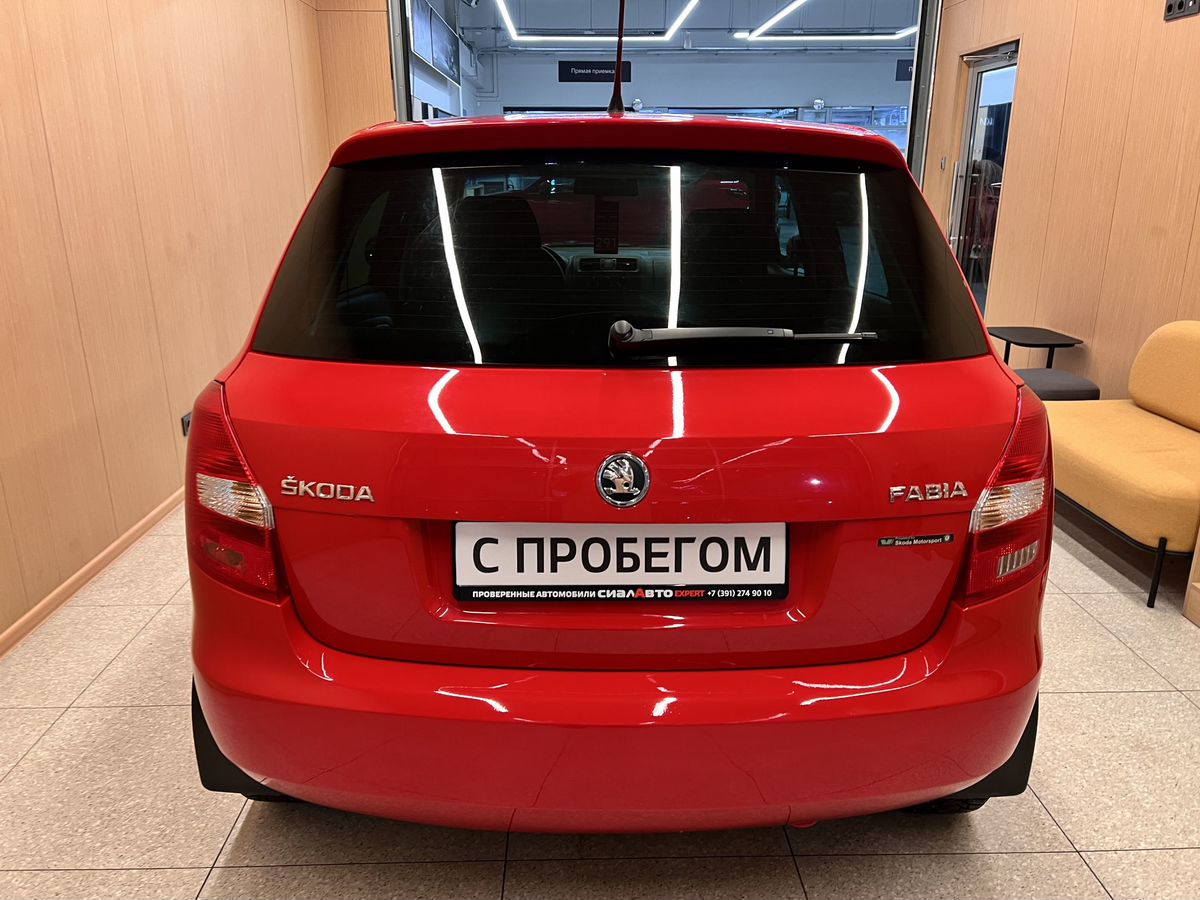 Skoda Fabia 2014 4