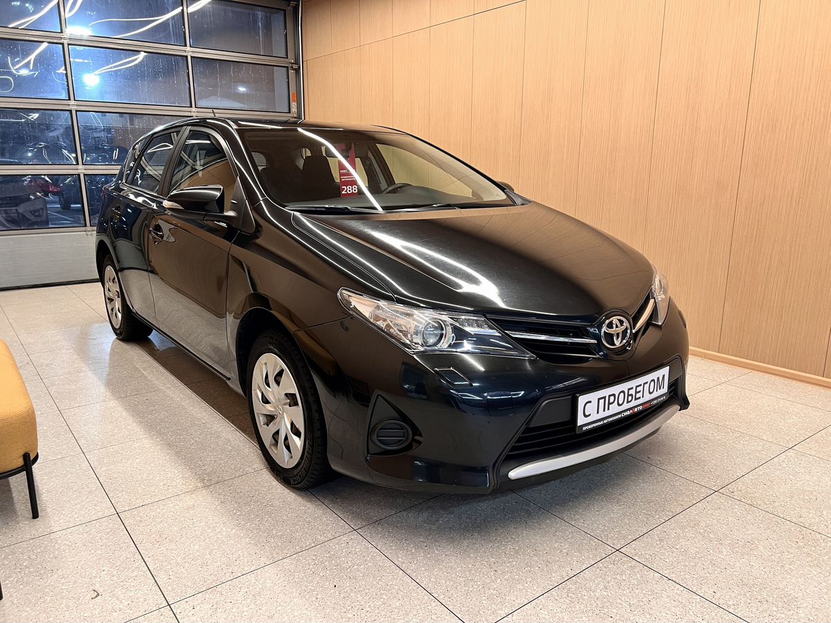 Toyota Auris 2014 Вариатор Передний Бензин 1.6