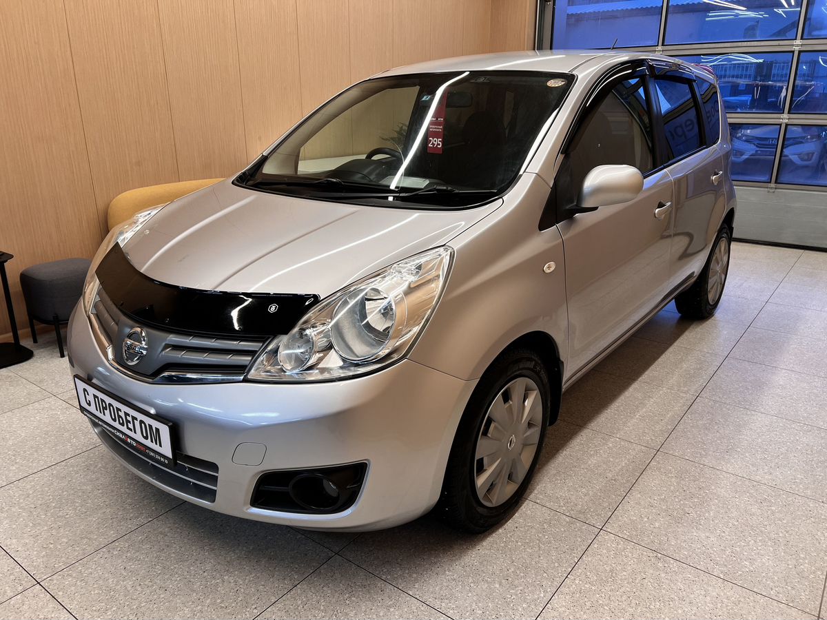 Nissan Note 2010 2