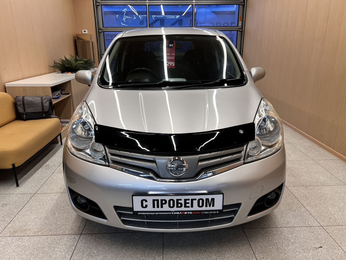 Nissan Note 2010 1