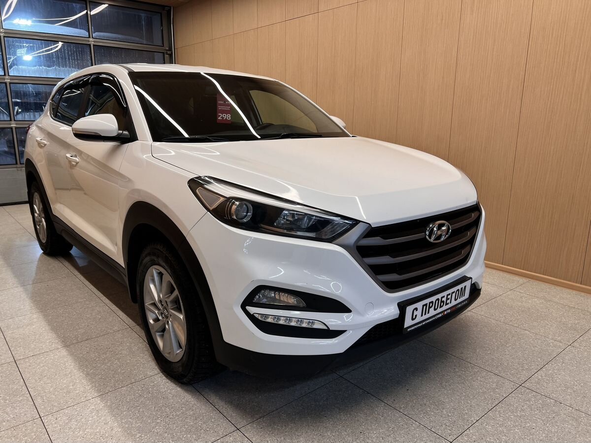 Hyundai Tucson 2016 Автомат Полный Бензин 2.0