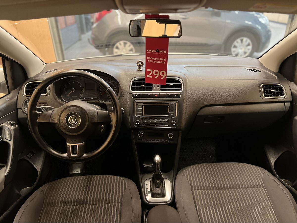 Volkswagen Polo 2013 16