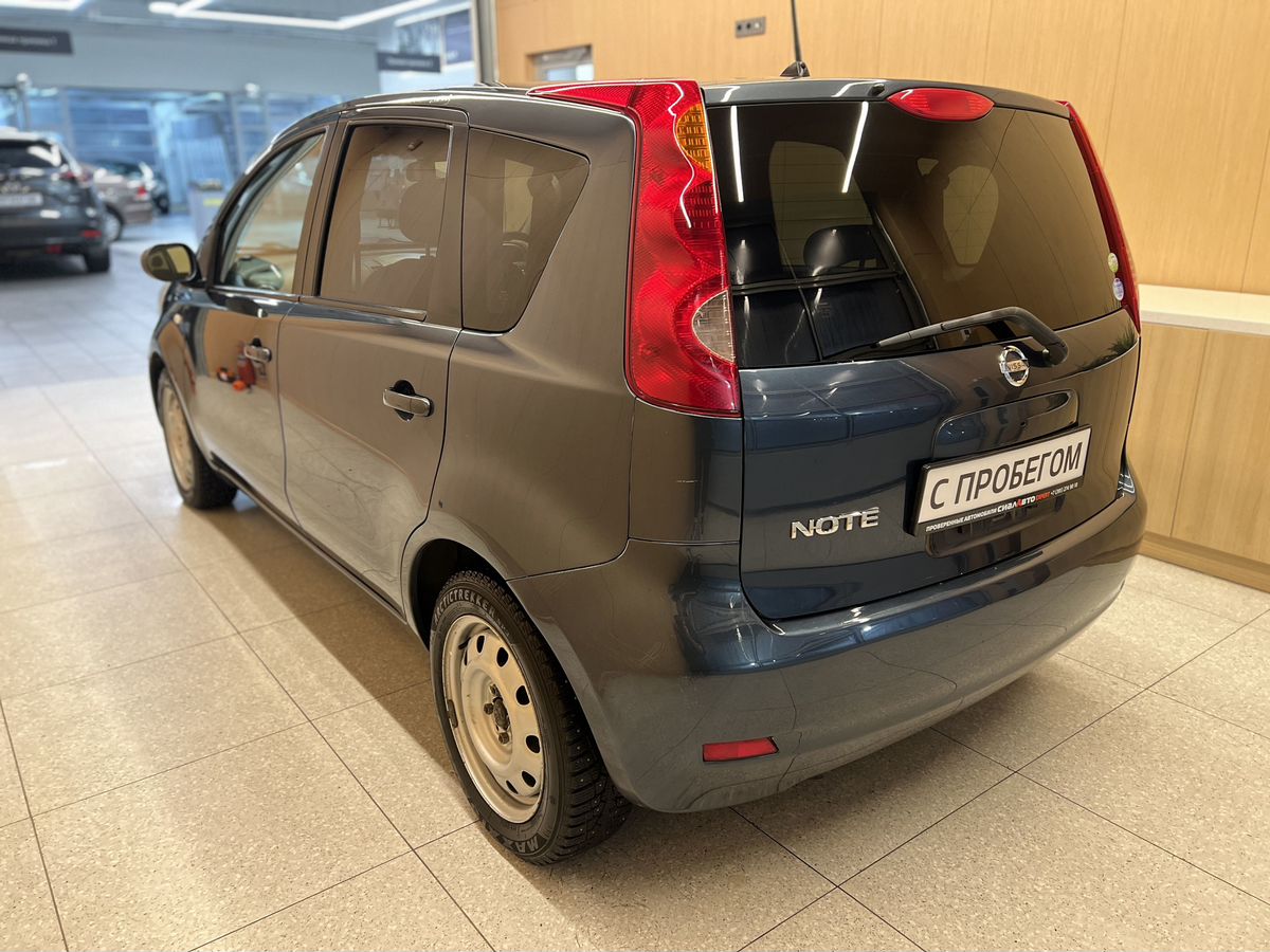 Nissan Note 2011 5