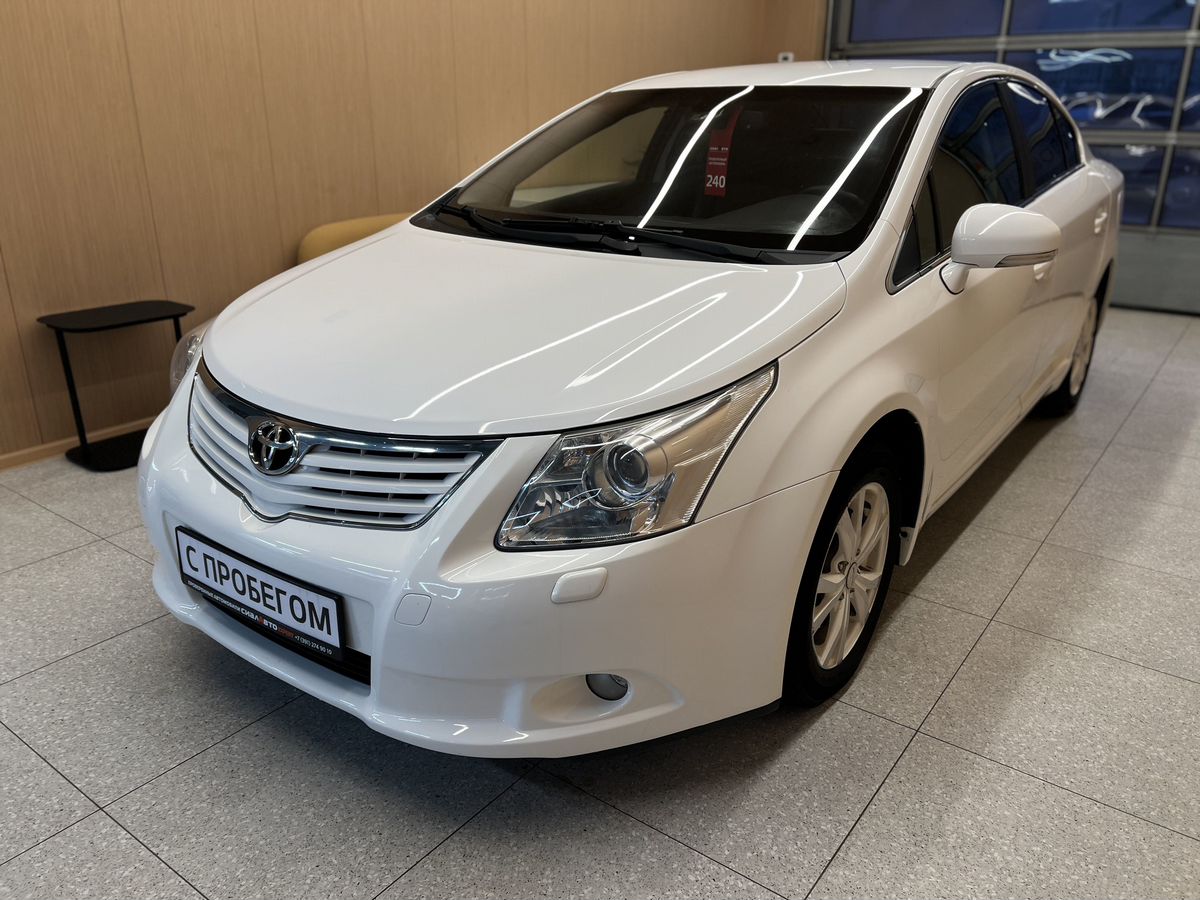 Toyota Avensis 2010 2