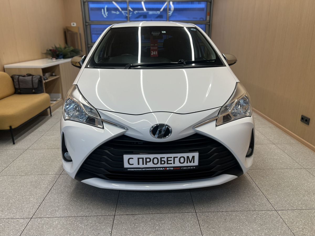 Toyota Vitz 2018 1