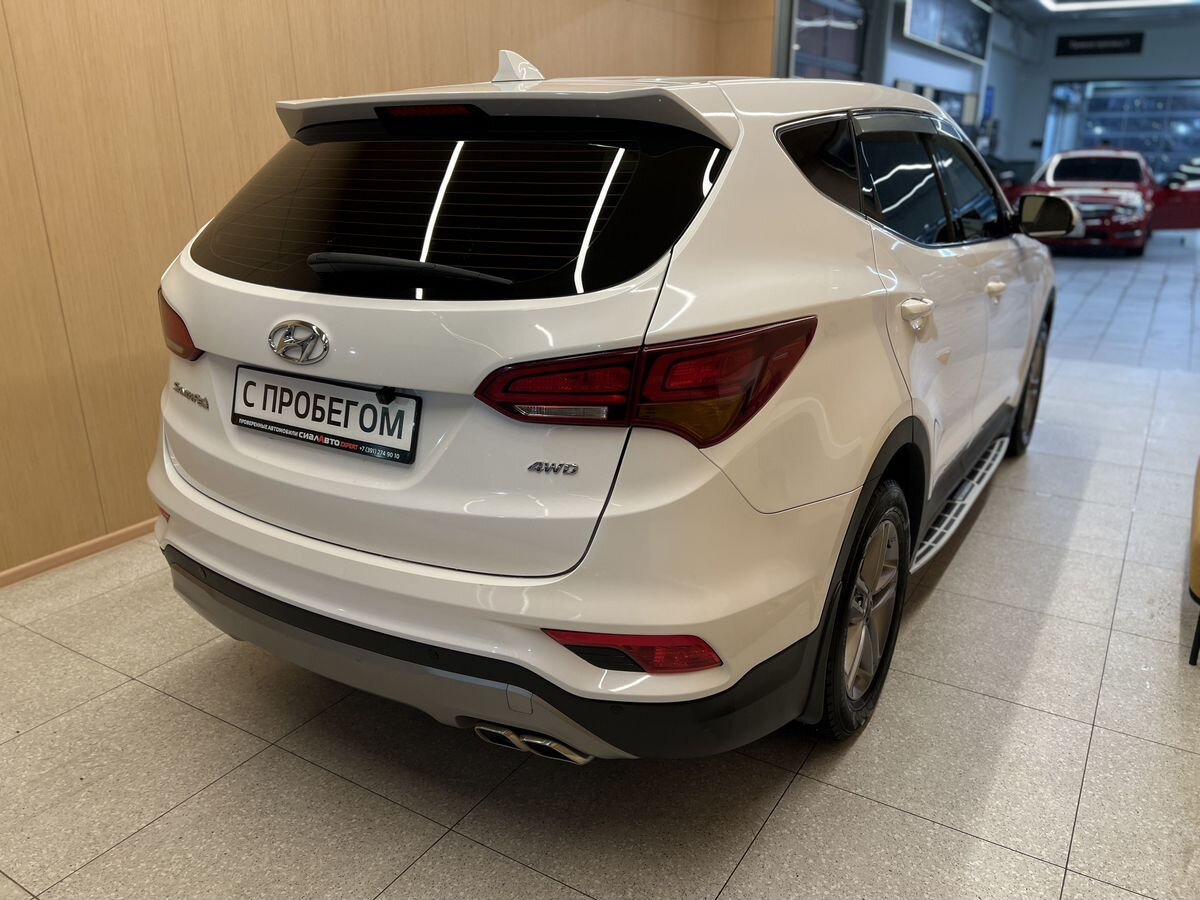 Hyundai Santa Fe 2017 3