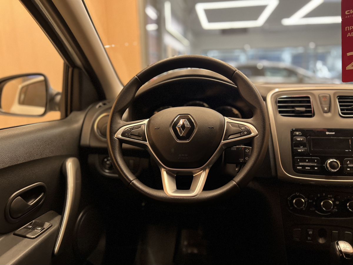 Renault Sandero 2019 16