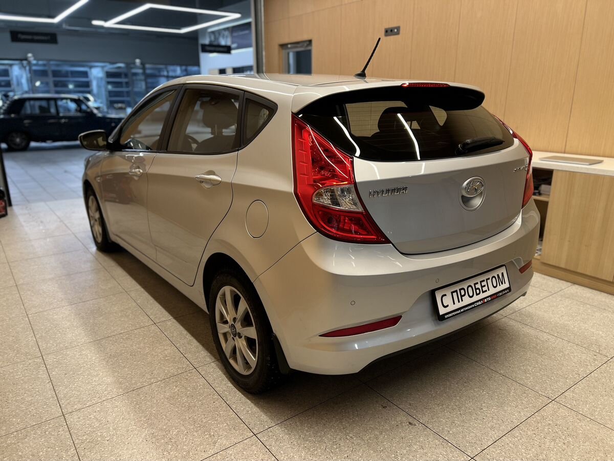 Hyundai Solaris 2014 5