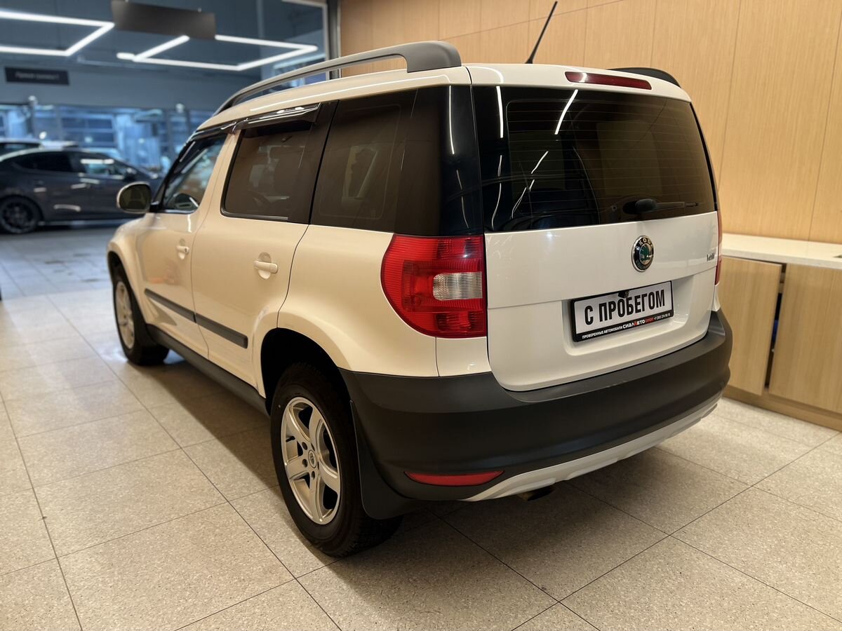 Skoda Yeti 2011 5