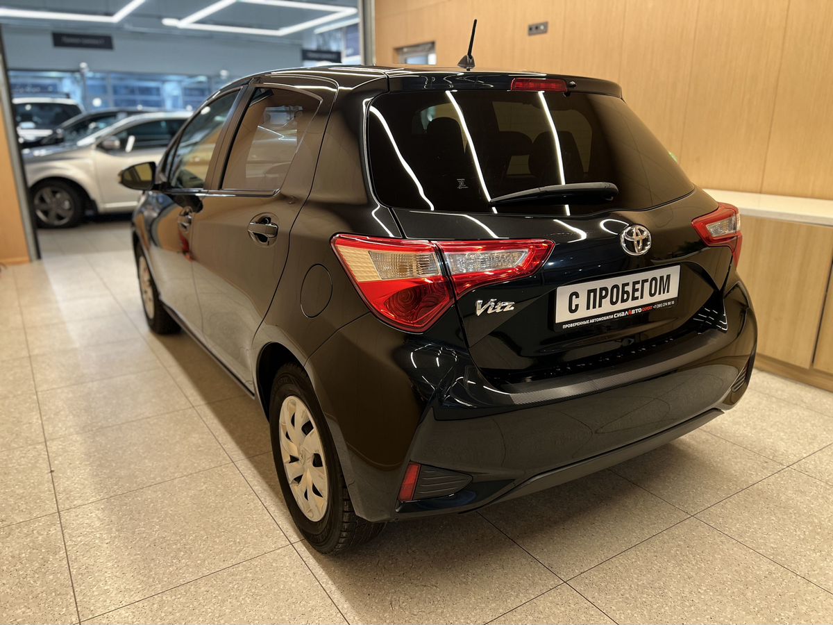 Toyota Vitz 2018 5