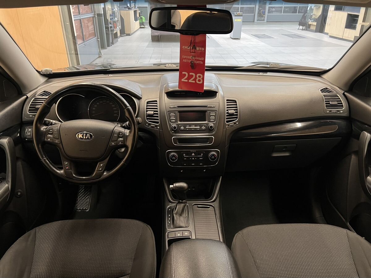 Kia Sorento 2012 17