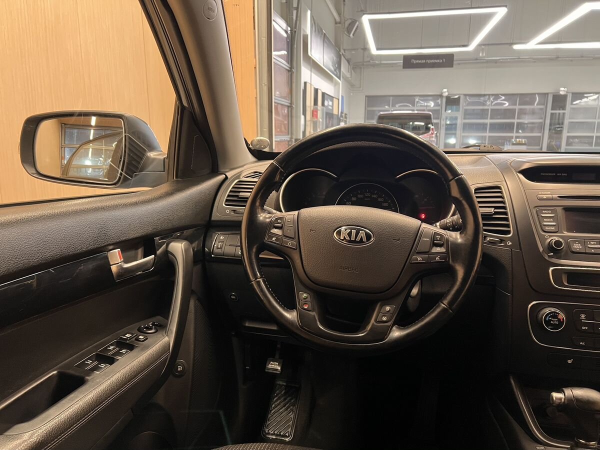 Kia Sorento 2012 16