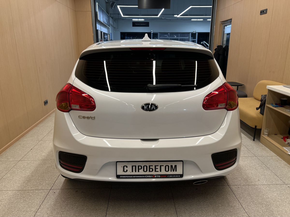 Kia Ceed 2017 4