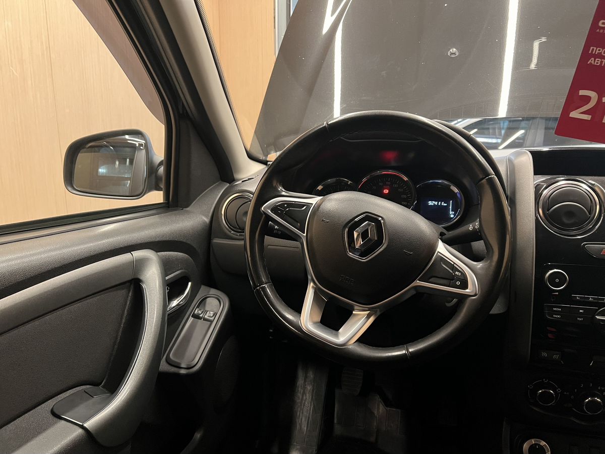 Renault Duster 2019 16