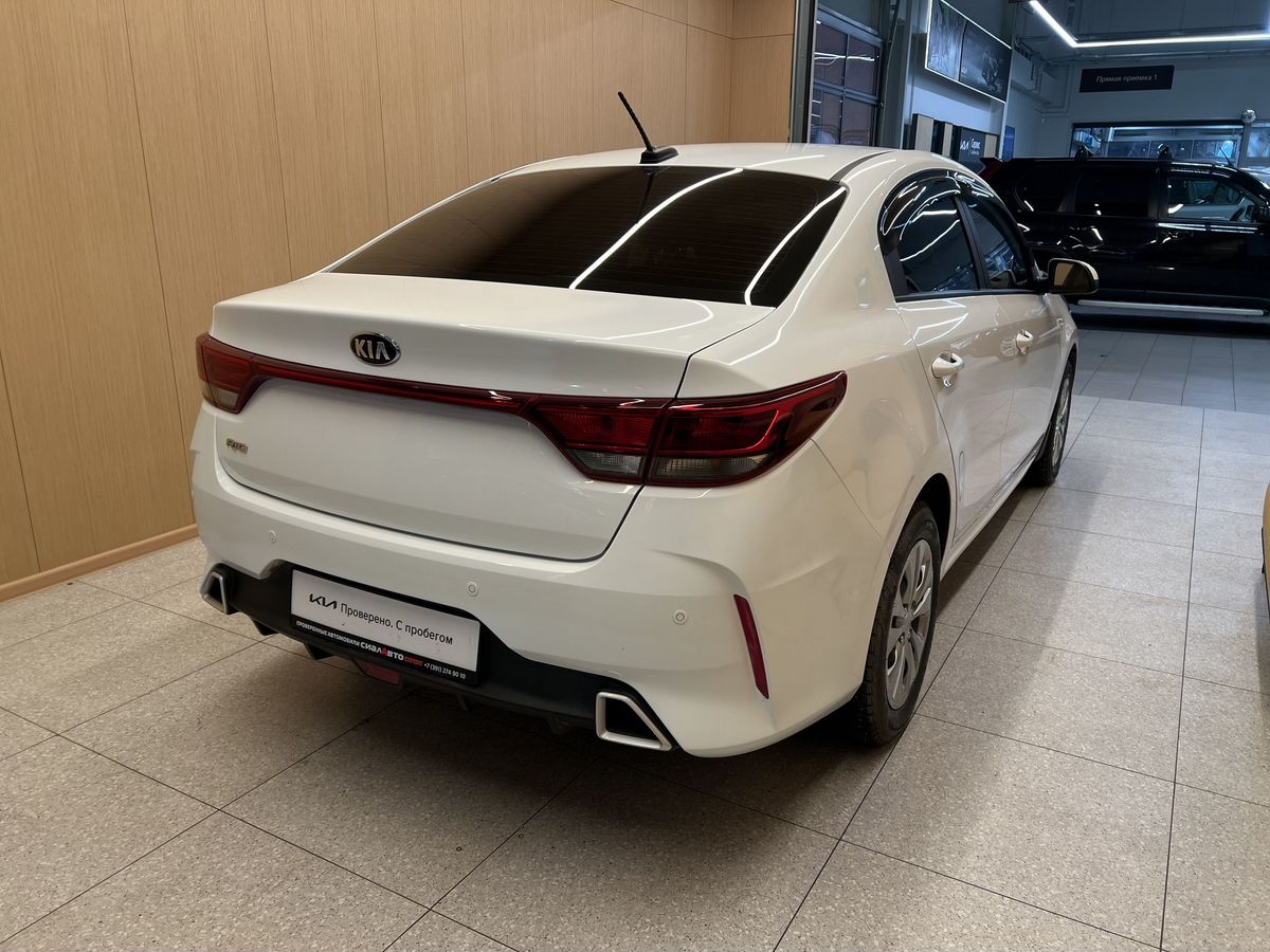 Kia Rio 2020 3