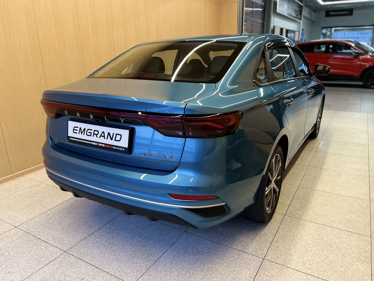 Geely Emgrand 2024 4