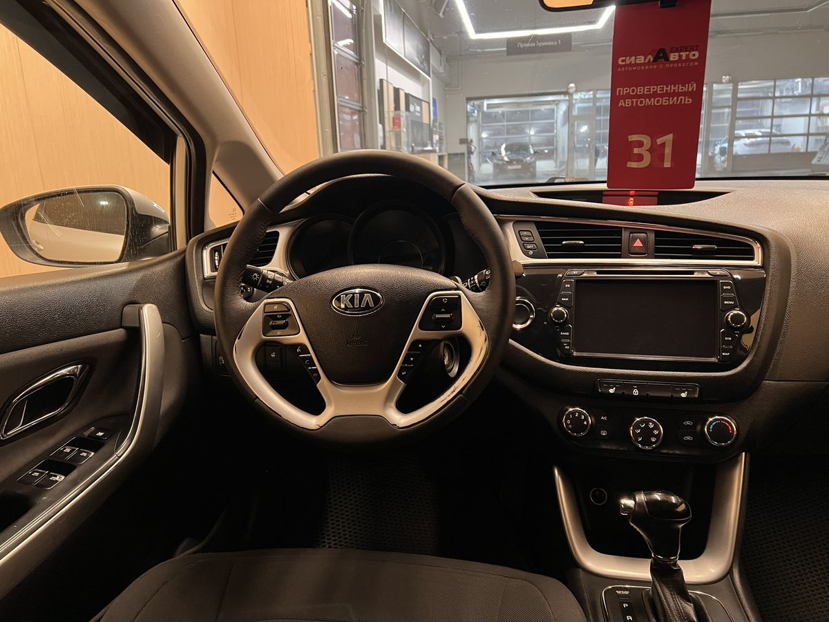 Kia Ceed 2016 16