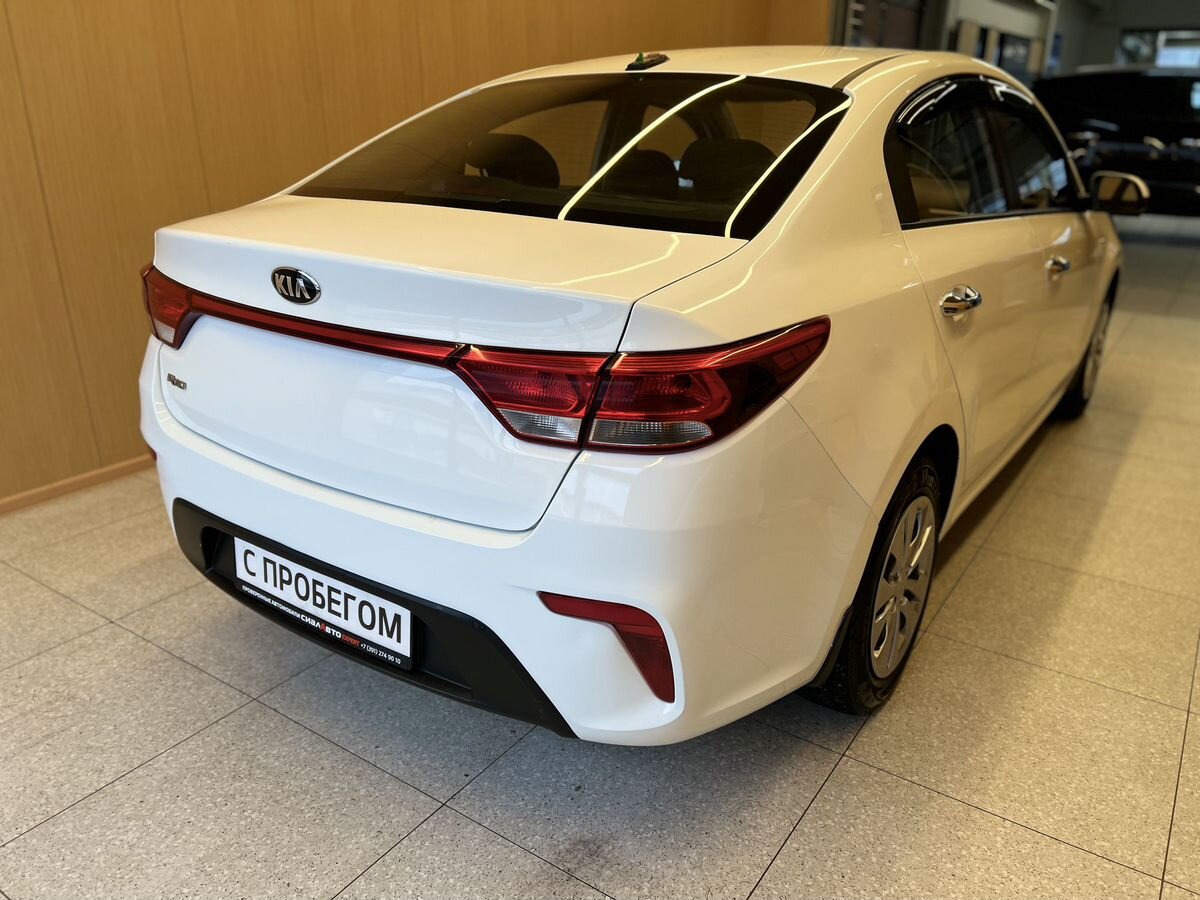 Kia Rio 2018 3