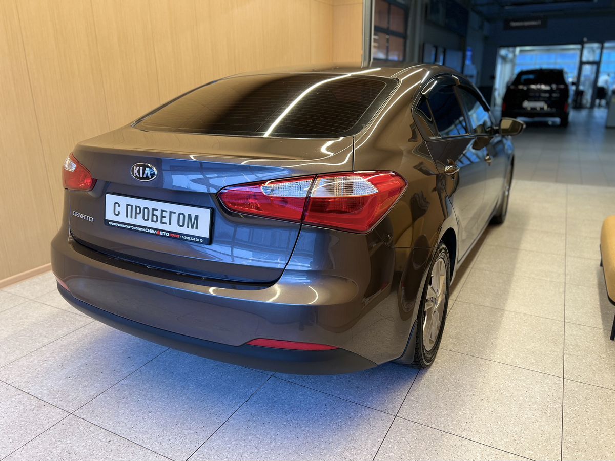 Kia Cerato 2013 3