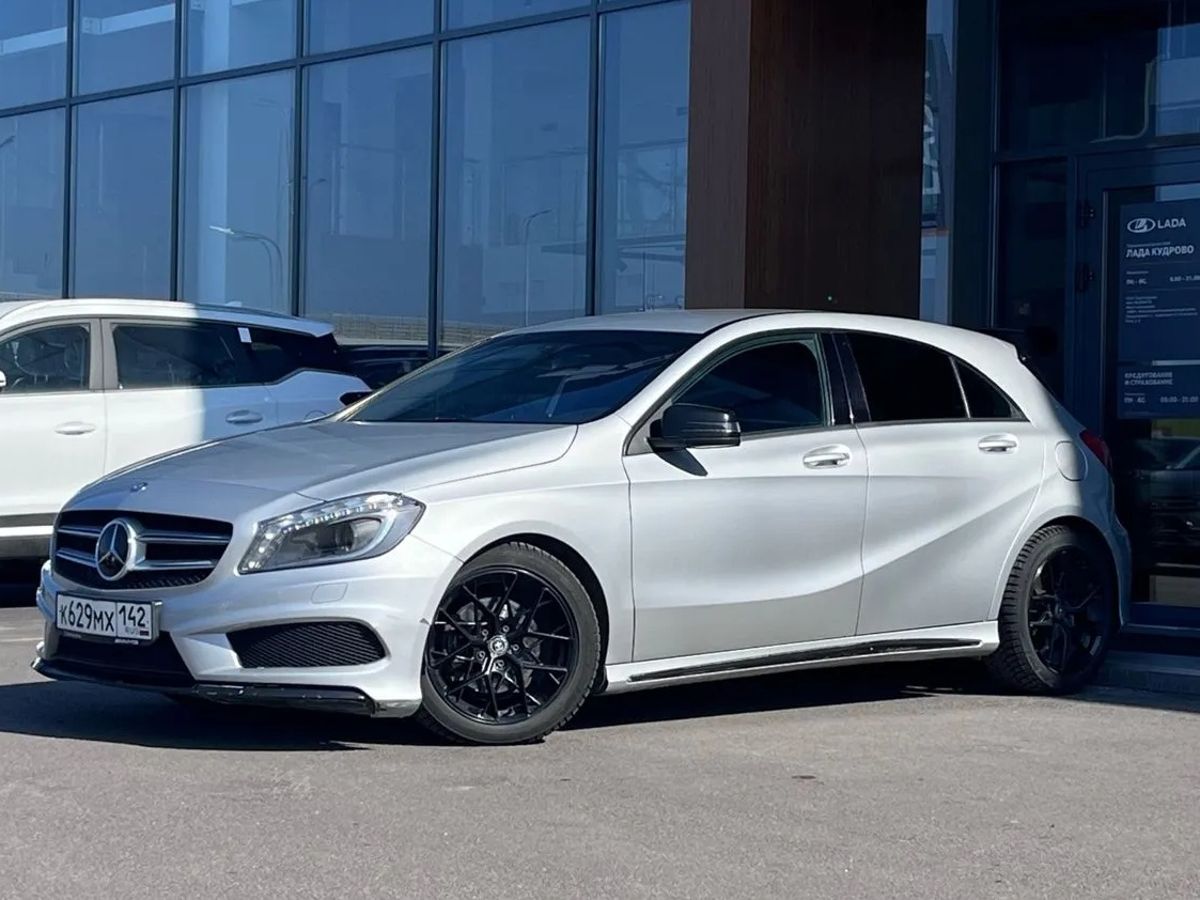 Mercedes-Benz A-Класс A180 III (W176) - 1