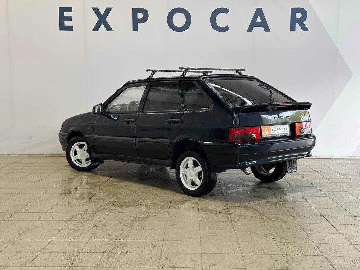 car-image